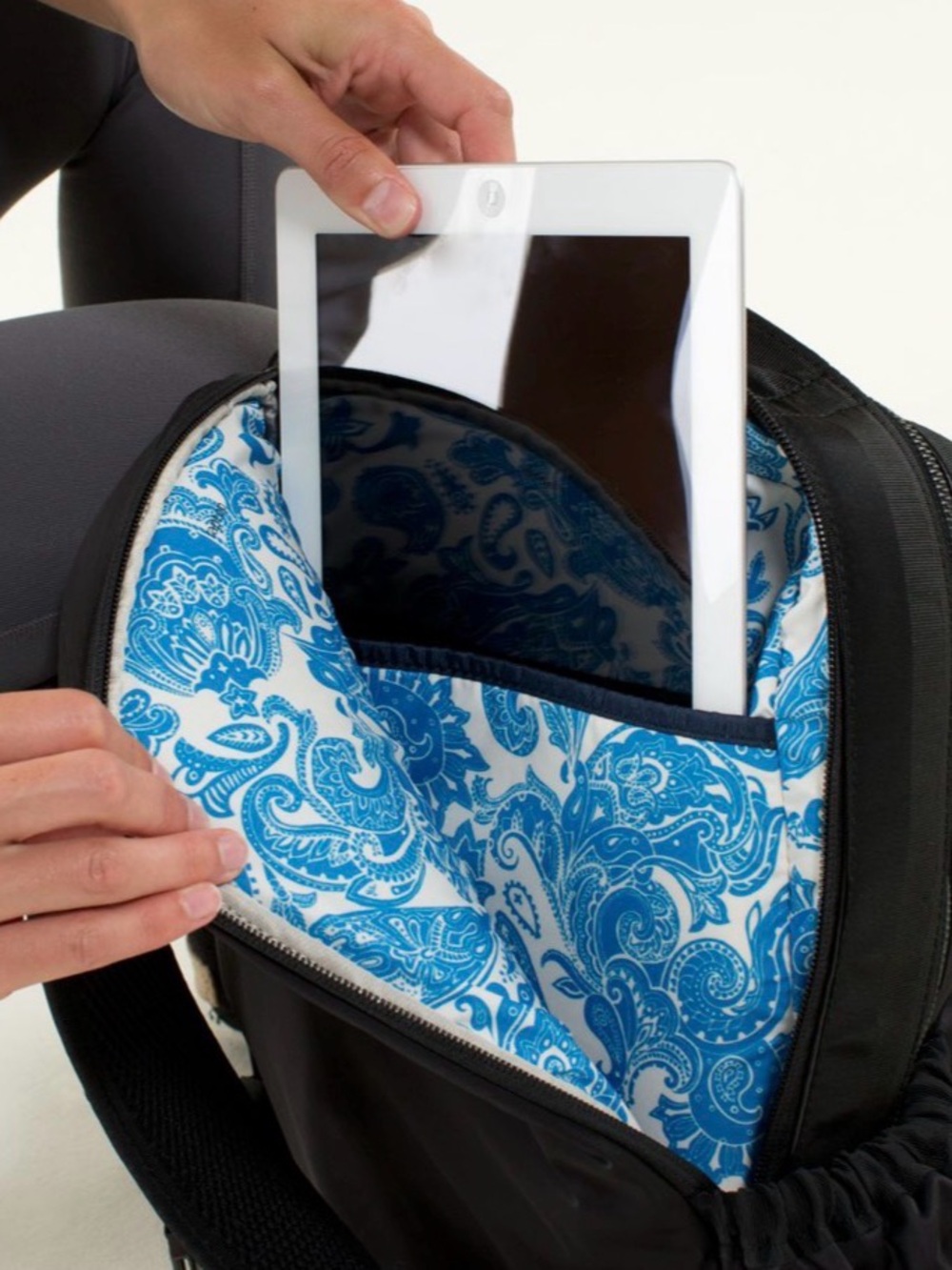 Lululemon Back to Class Backpack vintage 2013 - Picture 6 of 6